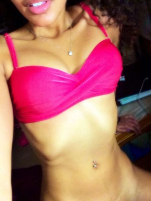 Madlie outcall escort in Vidor, TX